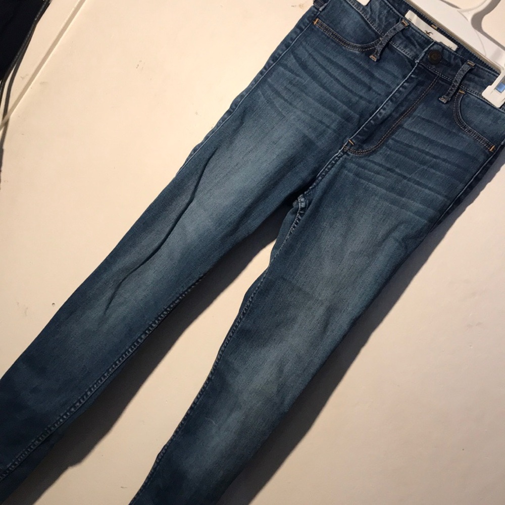 High rise hollister skinny jeans